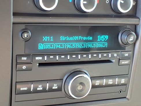 Used 2021 Chevrolet Express 3500 w/ Power Convenience Package image 7