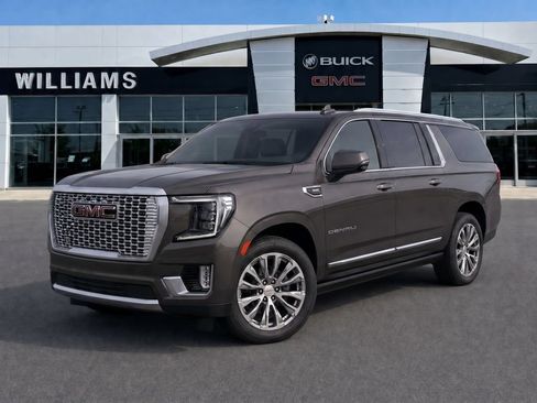 Used 2021 GMC Yukon XL Denali w/ Denali Premium Package AWD/4WD image 3