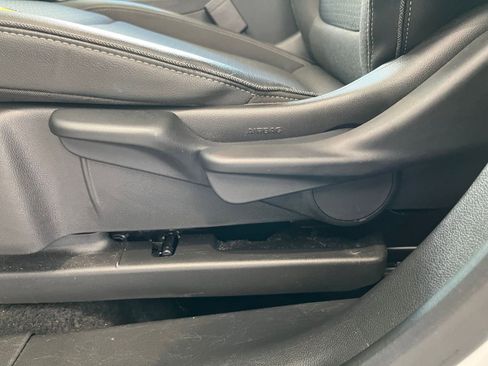 Used 2025 Buick Encore GX Preferred image 24