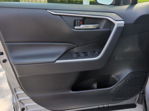 Certified 2022 Toyota RAV4 XLE Premium image 14