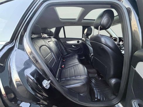 Used 2017 Mercedes-Benz GLC 300 4MATIC image 26