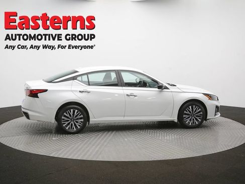 Used 2023 Nissan Altima 2.5 SV AWD/4WD image 59
