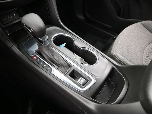 Used 2023 Chevrolet Equinox LT image 25