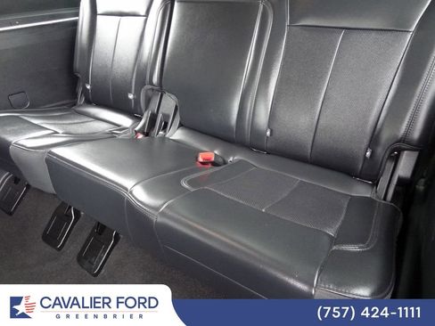 Certified 2024 Ford Expedition XLT AWD/4WD image 9