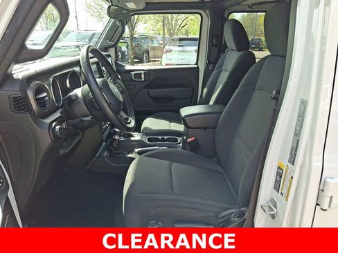 Used 2022 Jeep Wrangler Unlimited Sport AWD/4WD image 13
