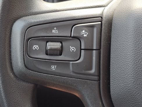 Used 2022 Chevrolet Silverado 1500 Custom w/ LPO, Dark Essentials Package AWD/4WD image 12