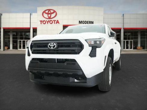 New 2025 Toyota Tacoma SR image 4