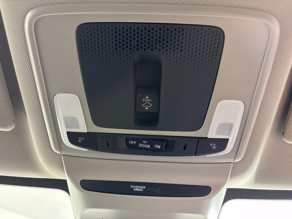 Used 2027 Honda HR-V EX-L image 18