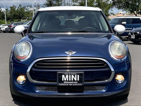 Used 2017 MINI Cooper 4-Door Hardtop FWD image 3