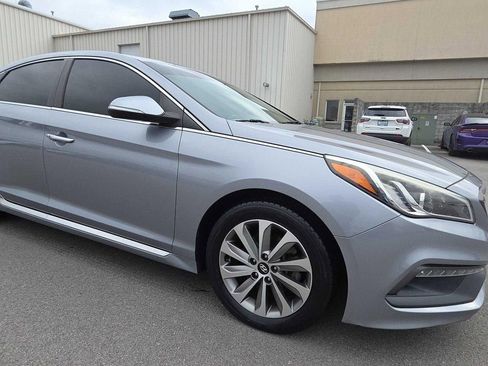 Used 2016 Hyundai Sonata Sport w/ Option Group 03 image 3