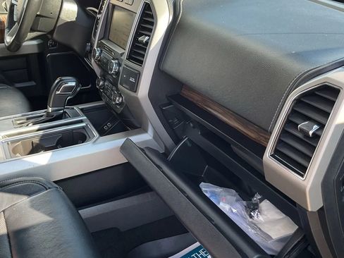 Used 2019 Ford F150 Lariat w/ FX4 Off-Road Package image 42