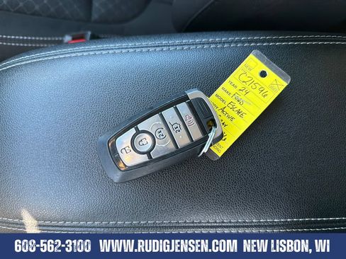 Used 2024 Ford Escape Active w/ Tech Pack #1 AWD/4WD image 28