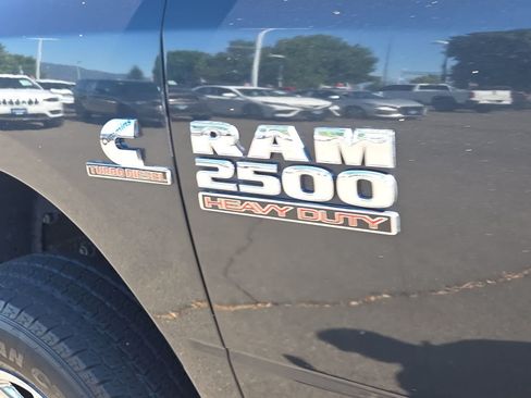 Used 2018 RAM 2500 Tradesman w/ Chrome Appearance Group AWD/4WD image 15