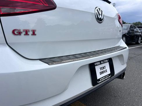Used 2019 Volkswagen Golf 4-Door FWD image 39