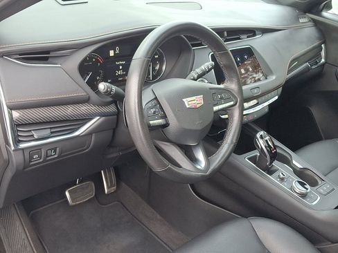 Used 2022 Cadillac XT4 Sport w/ Enhanced Visibility Package image 15