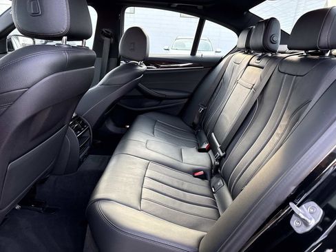 Used 2018 BMW 540i xDrive AWD/4WD image 11