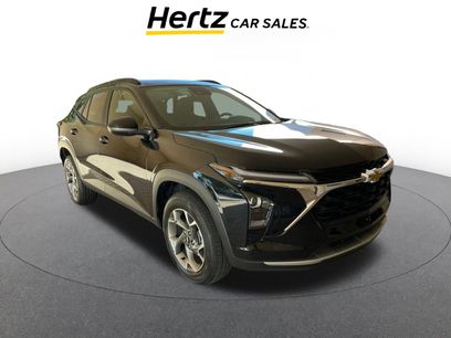Used 2025 Chevrolet Trax LT