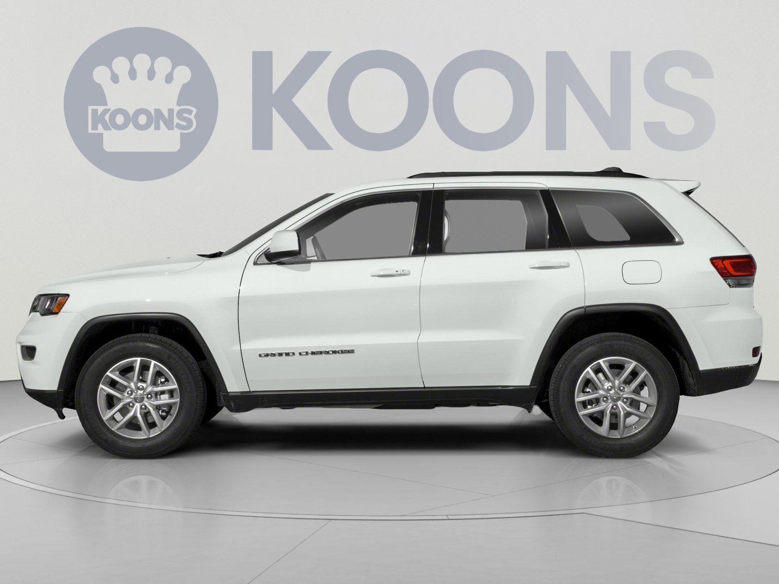 Used 2019 Jeep Grand Cherokee Laredo AWD/4WD image 4