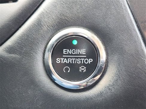 Used 2018 Ford Explorer Platinum image 22