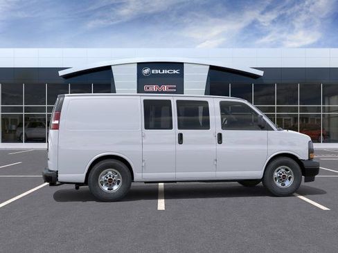 New 2026 GMC Savana 2500 image 5