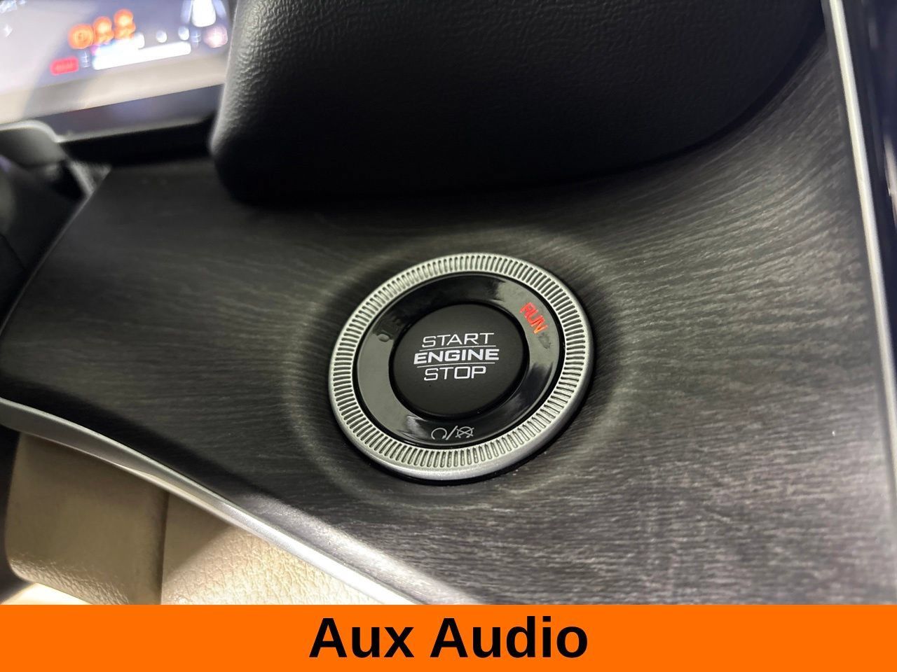 Used 2023 Jeep Grand Cherokee L Limited w/ Luxury Tech Group II AWD/4WD image 18