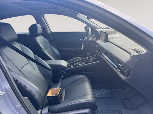 Used 2023 Honda Accord Touring image 15