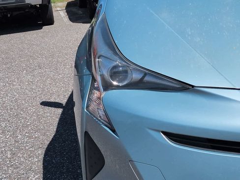 Used 2016 Toyota Prius Two FWD image 10