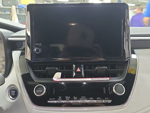 Certified 2023 Toyota Corolla SE image 21