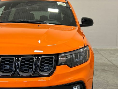 New 2026 Jeep Compass Latitude image 10