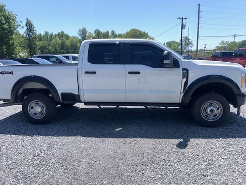 Used 2024 Ford F250 XL w/ Snow Plow Prep Package AWD/4WD image 3