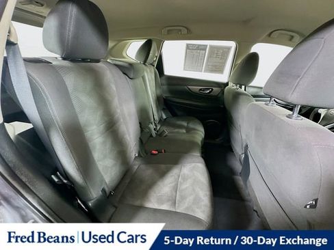 Used 2016 Nissan Rogue S image 26