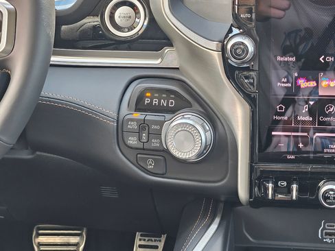 New 2026 RAM 1500 Tungsten w/ Trailer Tow Group AWD/4WD image 12