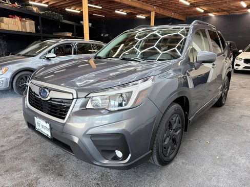 Used 2021 Subaru Forester Premium AWD/4WD image 4