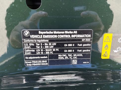 Used 2023 BMW 430i Coupe w/ Premium Package image 32