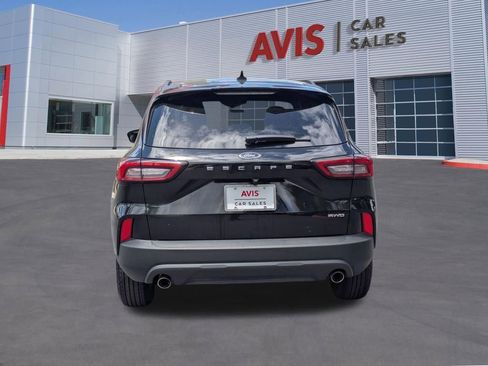 Used 2025 Ford Escape ST-Line AWD/4WD image 7