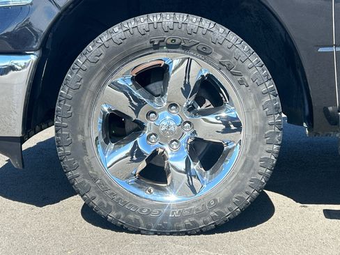 Used 2018 RAM 1500 Big Horn AWD/4WD image 12