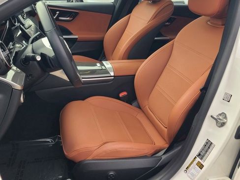 Used 2023 Mercedes-Benz C 300 4MATIC Sedan image 13