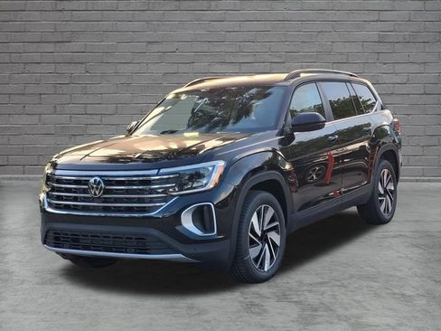 New 2026 Volkswagen Atlas SE FWD image 3