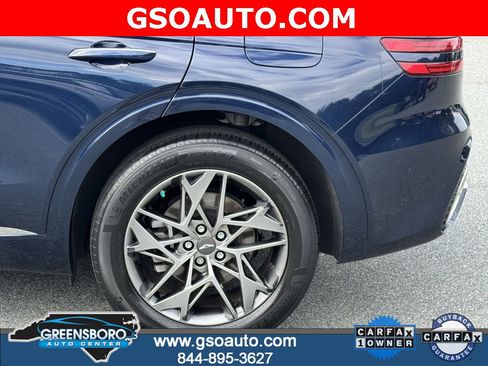 Used 2022 Genesis GV70 2.5T w/ Select Package image 40