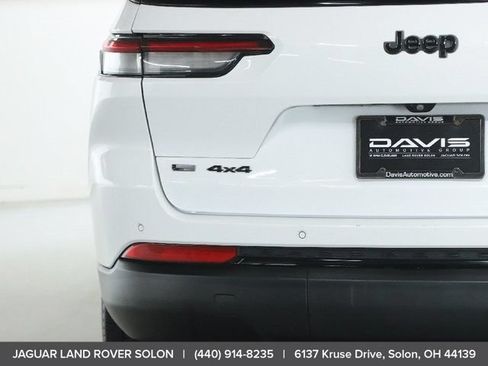 Used 2022 Jeep Grand Cherokee L Limited w/ Luxury Tech Group II AWD/4WD image 46