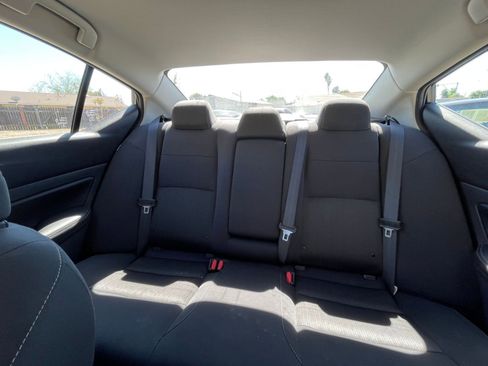 Used 2025 Nissan Altima 2.5 SV image 39