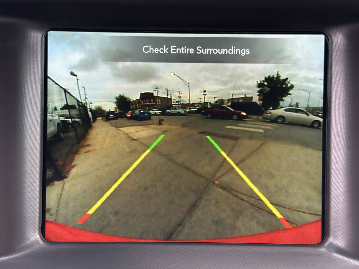 Used 2023 Dodge Charger SXT RWD image 19