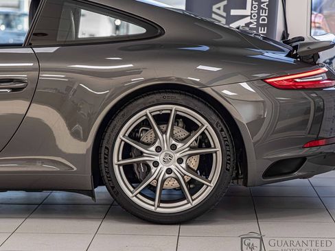 Used 2019 Porsche 911 Carrera image 9