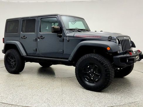 Used 2016 Jeep Wrangler Unlimited Rubicon AWD/4WD image 3