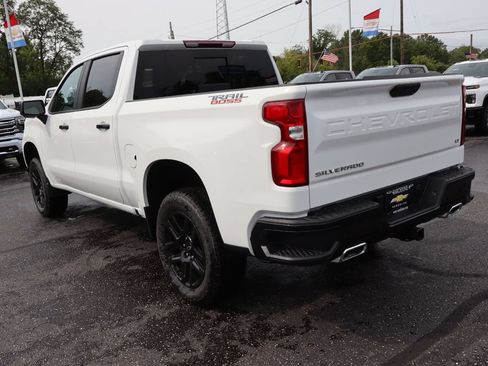 New 2026 Chevrolet Silverado 1500 LT Trail Boss w/ LT Trail Boss Premium Package AWD/4WD image 3