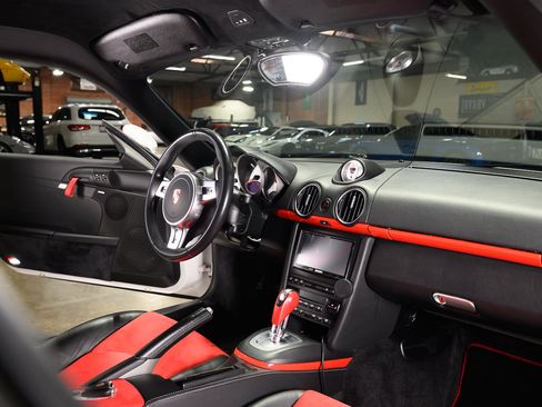 Used 2009 Porsche Cayman S image 41