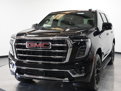 New 2026 GMC Yukon Elevation w/ LPO, Floor Liner Package image 3