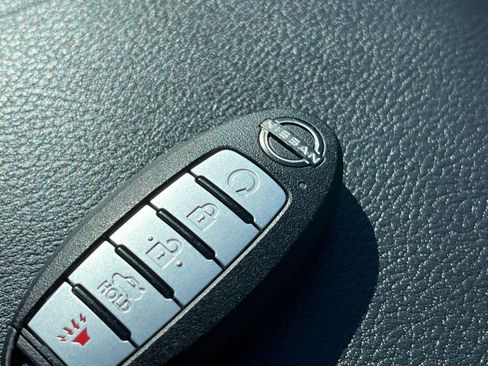 Used 2025 Nissan Altima 2.5 SV image 23