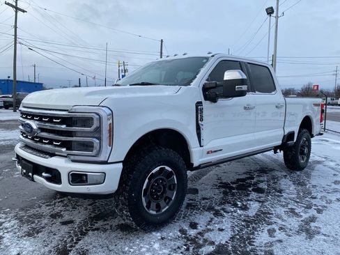 Used 2024 Ford F250 Platinum w/ Tremor Off-Road Package image 8