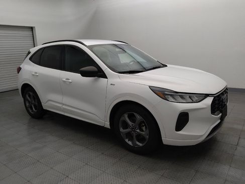 Used 2023 Ford Escape ST-Line image 11